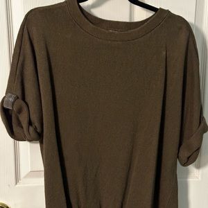 Chico’s sz 3 sweater. Excellent condition, olive green.